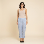 Salma - Pantalón recto de rayas con botones laterales