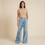 Violeta - Pantalones vaqueros asimétricos con volante y pierna ancha