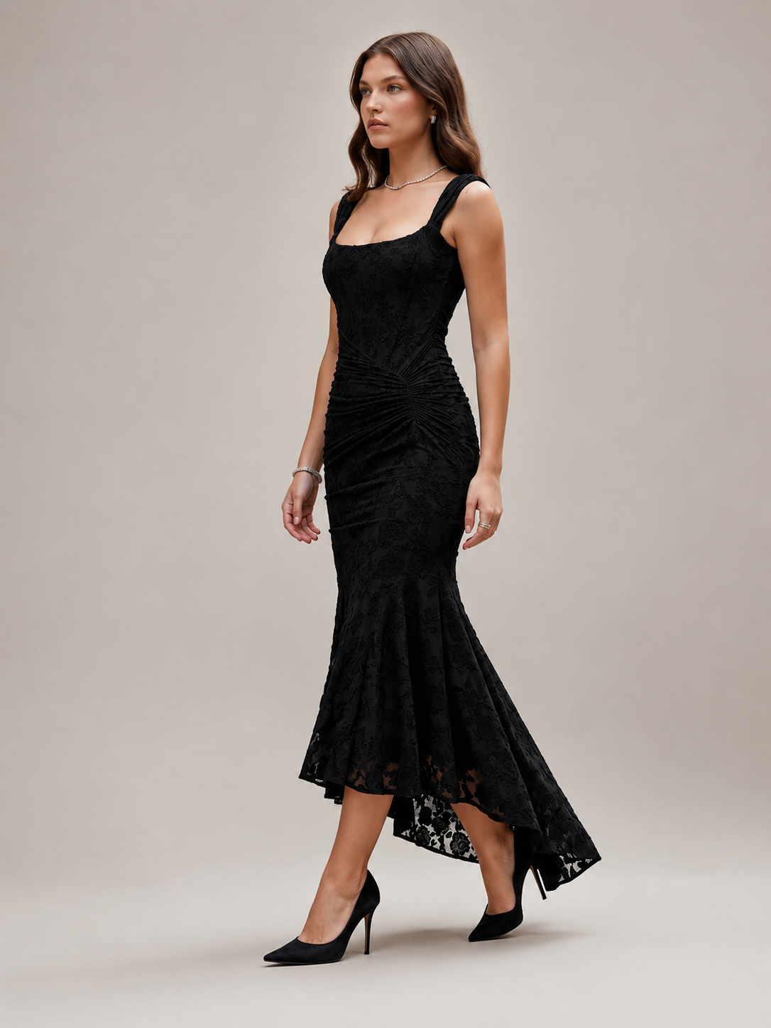 Vestido Ziva de Cintura Esculpida
