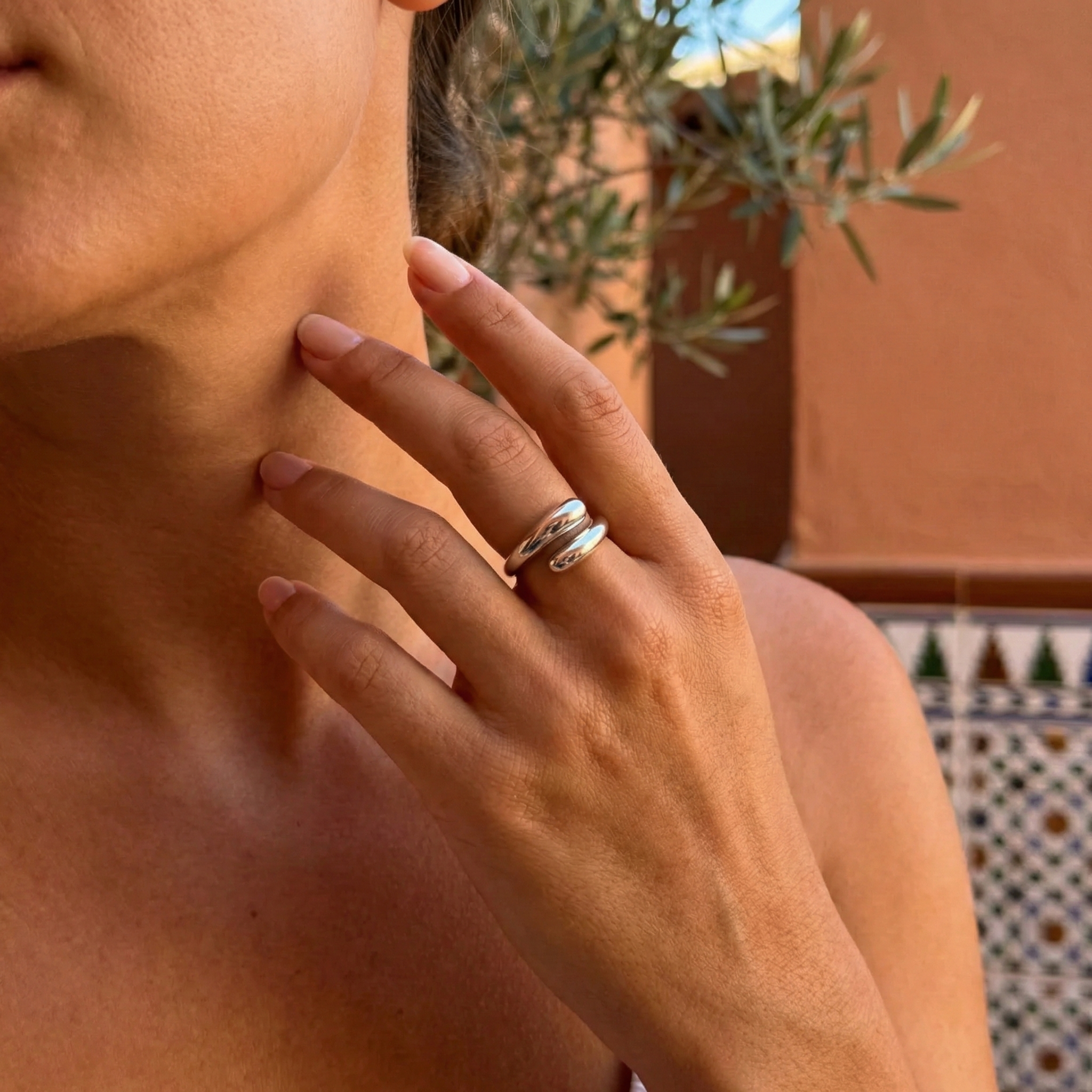 Anillo minimalista